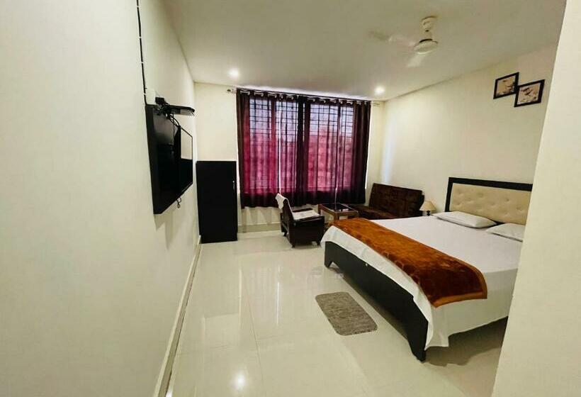 ペンション The Bay Inn