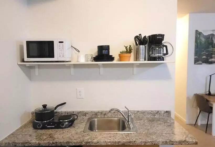 تختخواب و صبحانه Daphy Open Loft