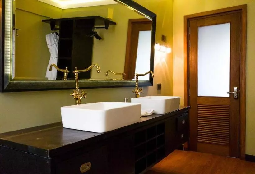 هتل Fuvahmulah Central