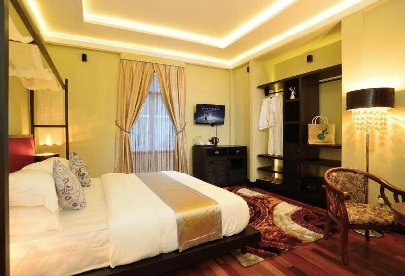 Otel Fuvahmulah Central