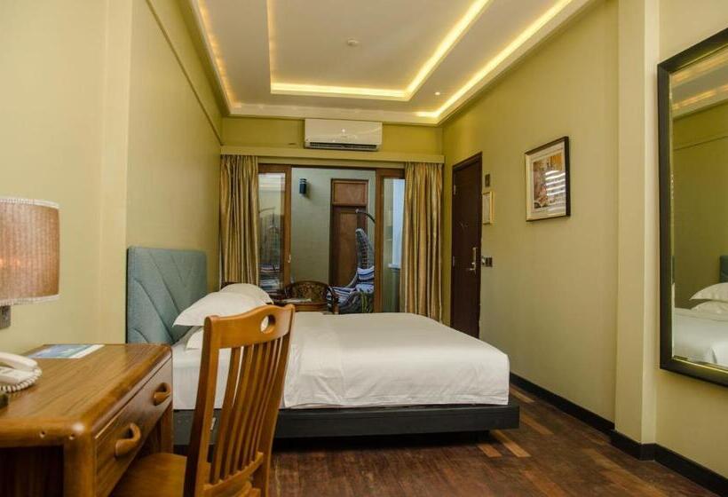 Otel Fuvahmulah Central