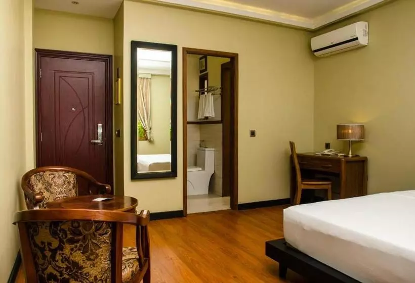 هتل Fuvahmulah Central