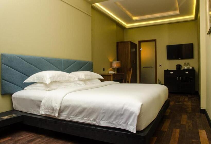 Otel Fuvahmulah Central