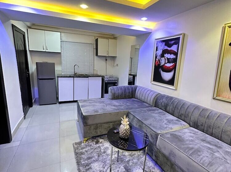 هتل Primal Msquare Apartment Ikoyi