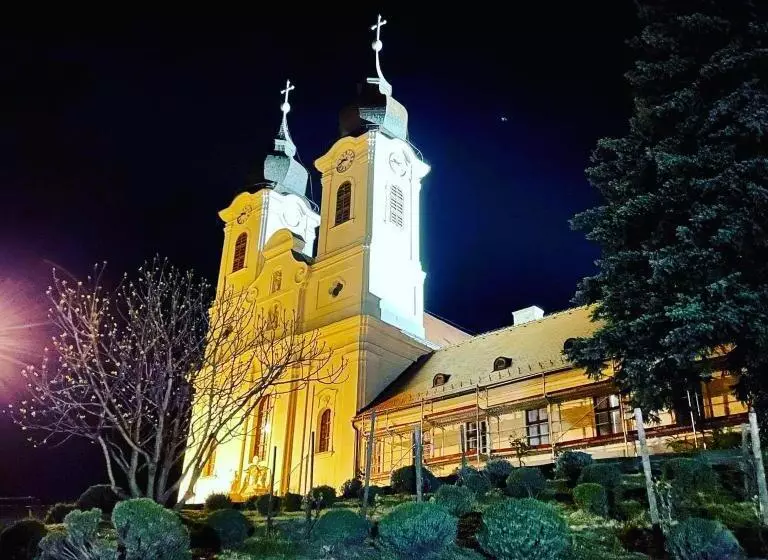 ペンション Kékmadaras Vendégház Tihany