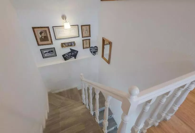 ペンション Kékmadaras Vendégház Tihany