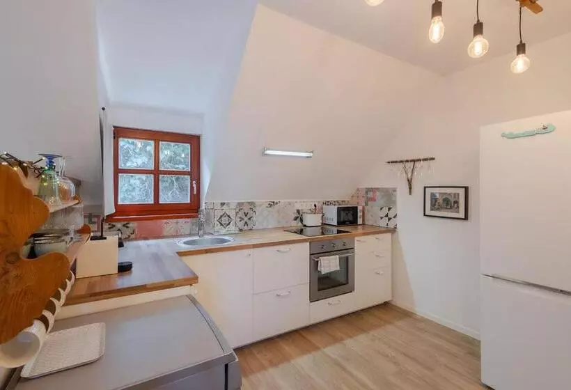 ペンション Kékmadaras Vendégház Tihany