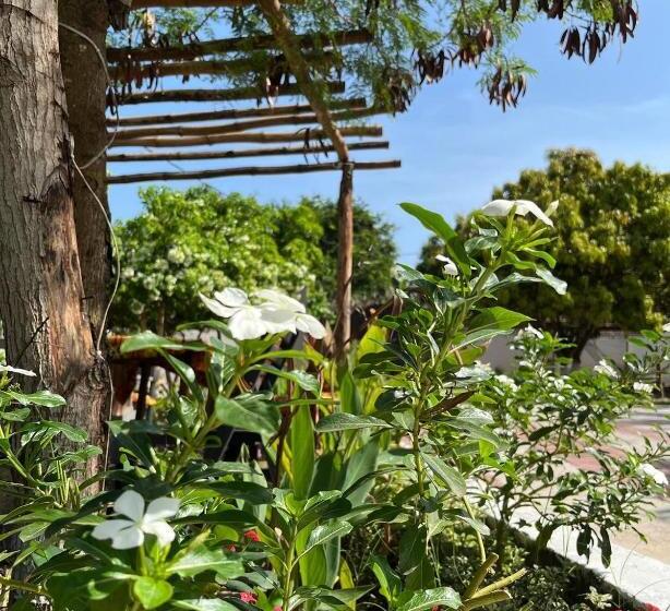 בית מלון כפרי African Treasure