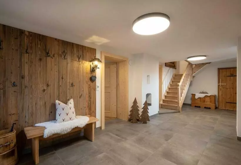 Hotelli Appartement Am Hof Untertann