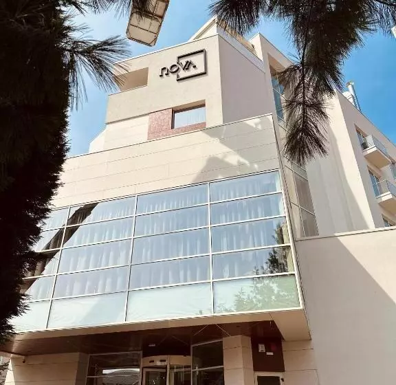 Hotelli Nova Luxury