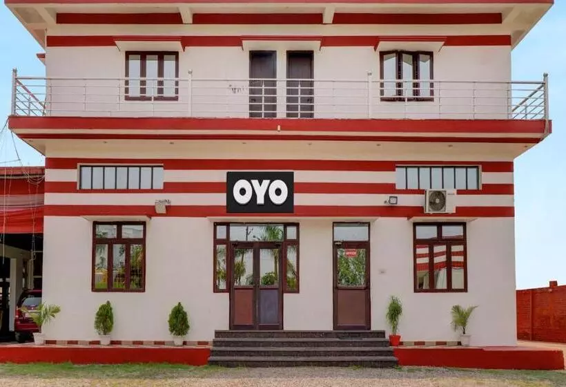 Hotelli Oyo Flagship 81366  Kamboj Palace