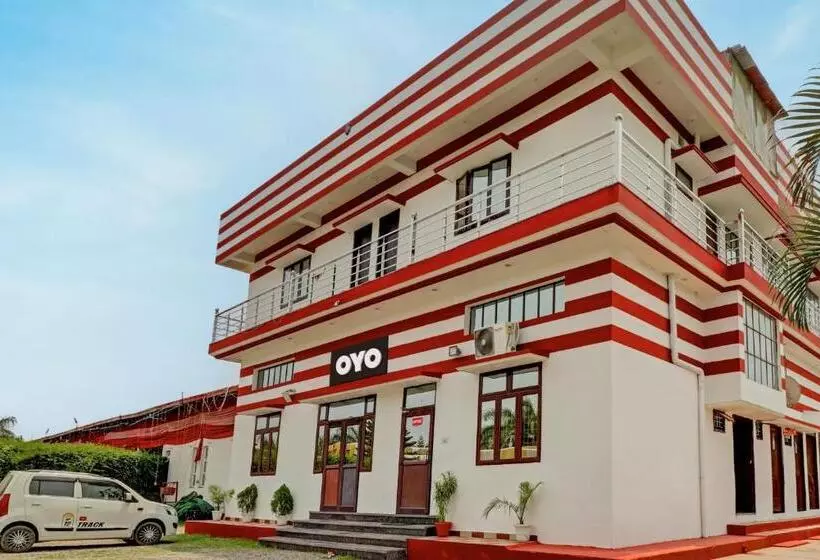 Hotelli Oyo Flagship 81366  Kamboj Palace