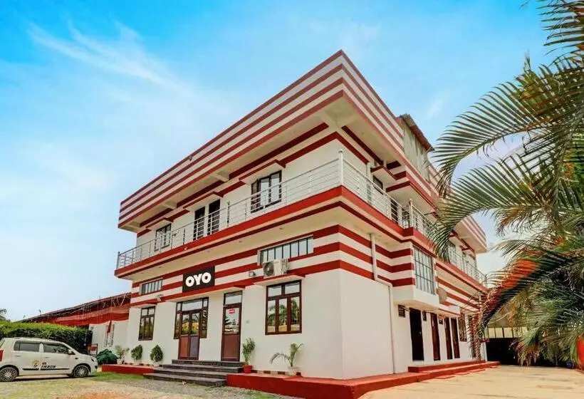 Hotelli Oyo Flagship 81366  Kamboj Palace