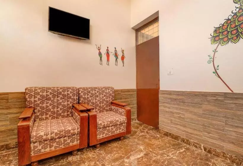 Hotelli Oyo Flagship 81366  Kamboj Palace