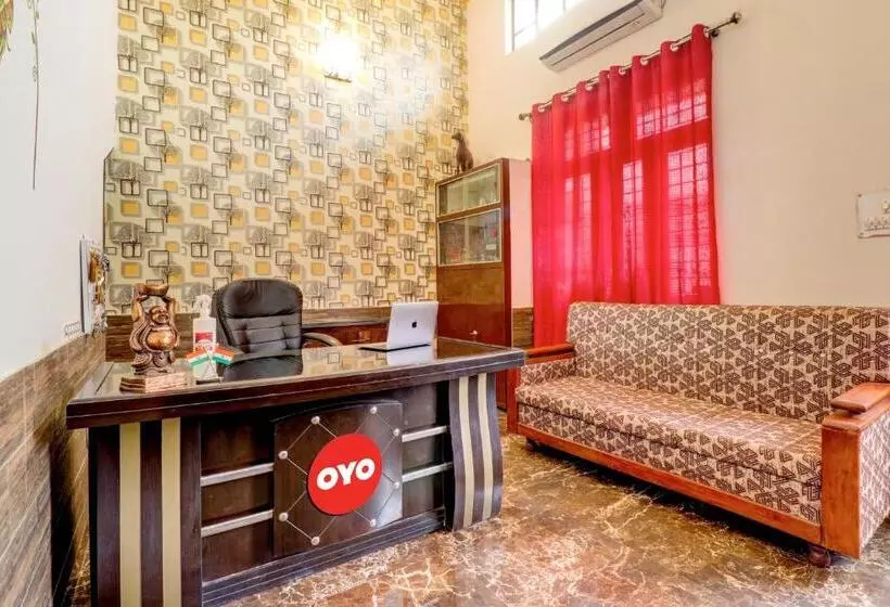 Hotelli Oyo Flagship 81366  Kamboj Palace