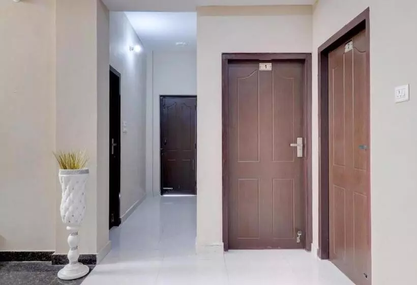 Hotelli Oyo Flagship 81366  Kamboj Palace