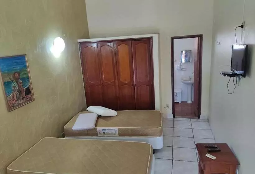 هتل Pesqueiro Anzol De Ouro