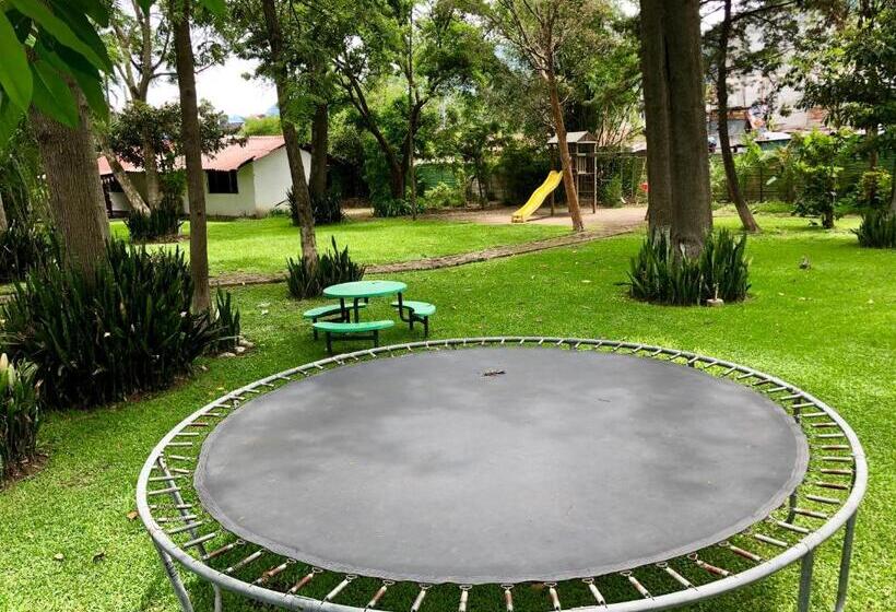 هتل Rancho Grande