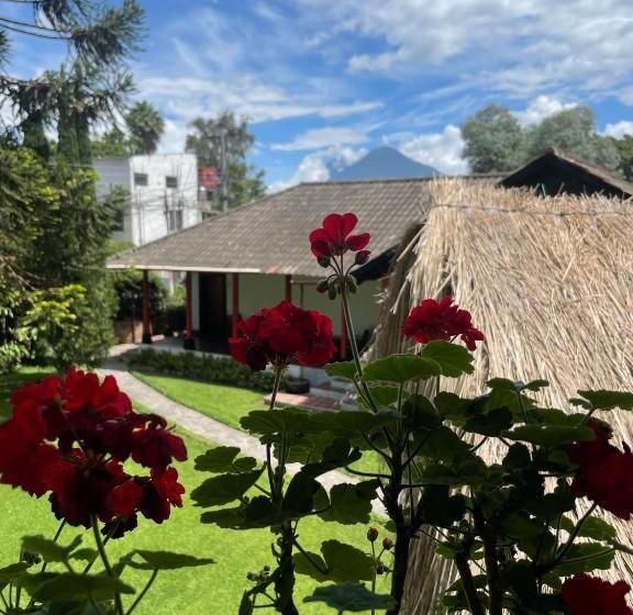 هتل Rancho Grande