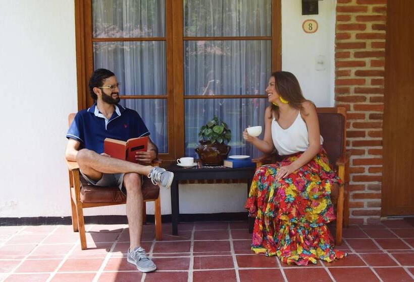 هتل Rancho Grande