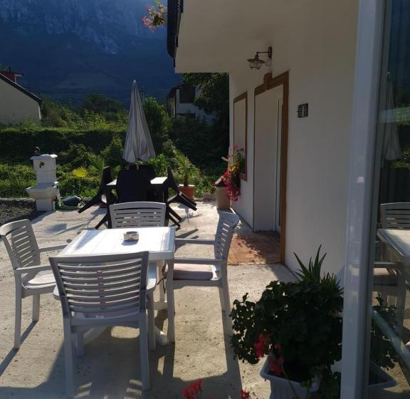 Пансион Casa Anne