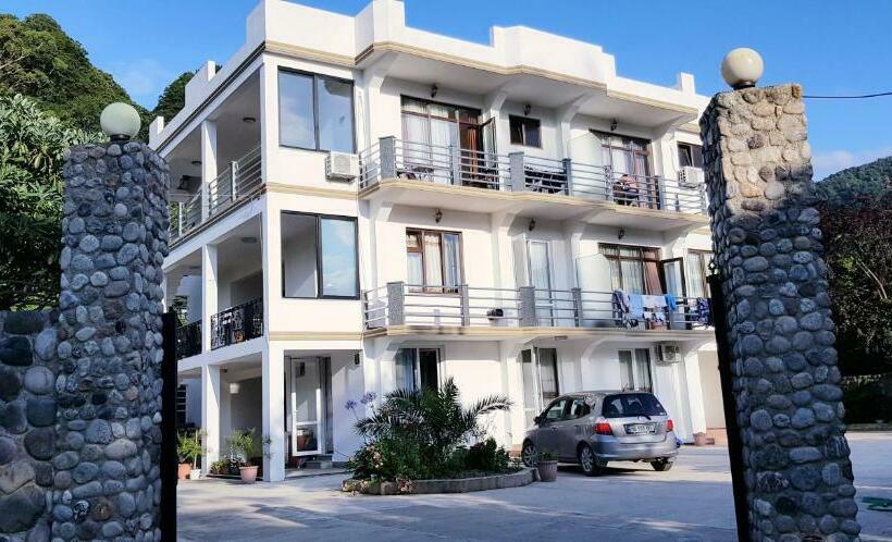 پانسیون Garden In Gonio Matata Motsikulis 58