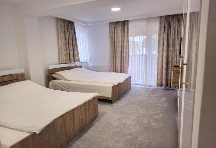 پانسیون Guest House Star Gate