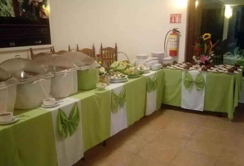 Hotelli Chicanna Ecovillage Resort