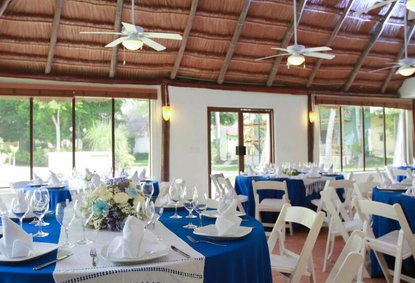 בית מלון כפרי Chicanna Ecovillage Resort