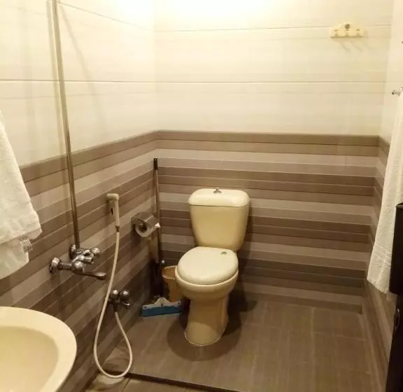 هتل Inn Karachi