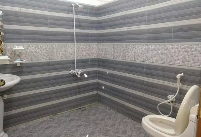 هتل Inn Karachi