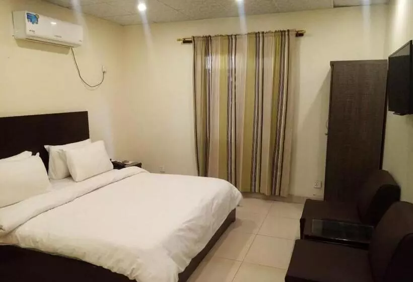 هتل Inn Karachi
