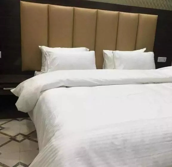 هتل Inn Karachi