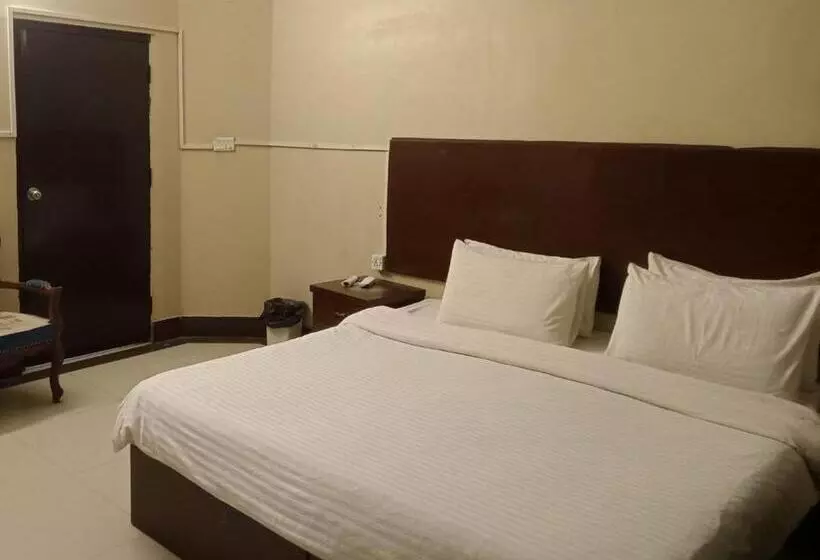 هتل Inn Karachi