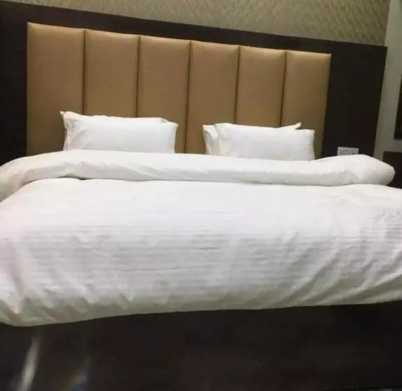 هتل Inn Karachi
