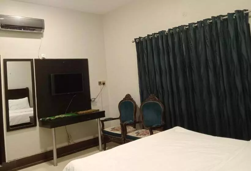 هتل Inn Karachi
