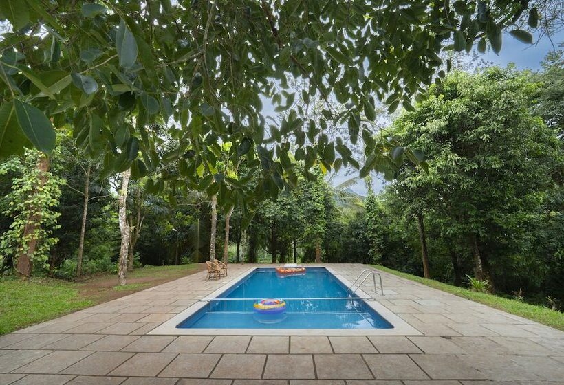 בית מלון כפרי Misty Heights By The Sanihara