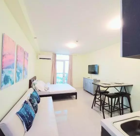 ホテル Staycation With Overlooking View