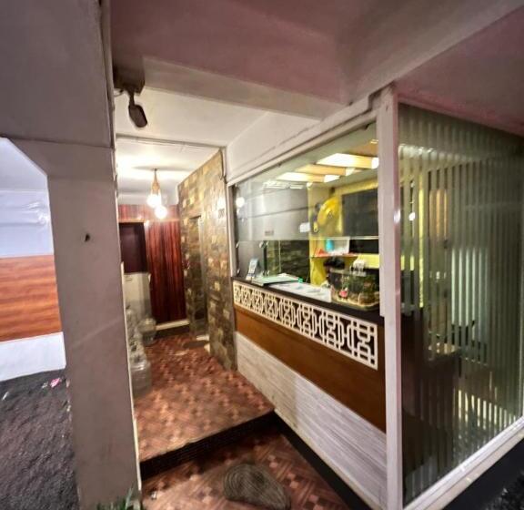 酒店 Tower 21 Regency