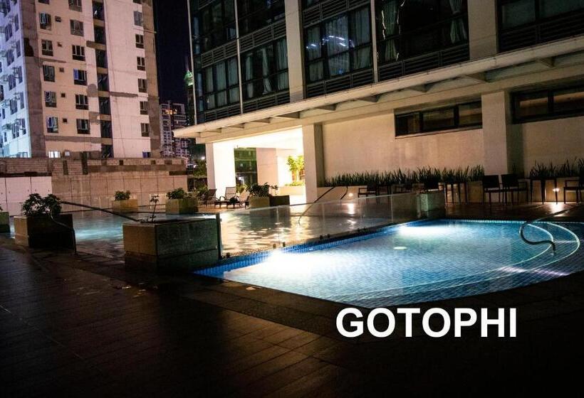 One Uptown Residence