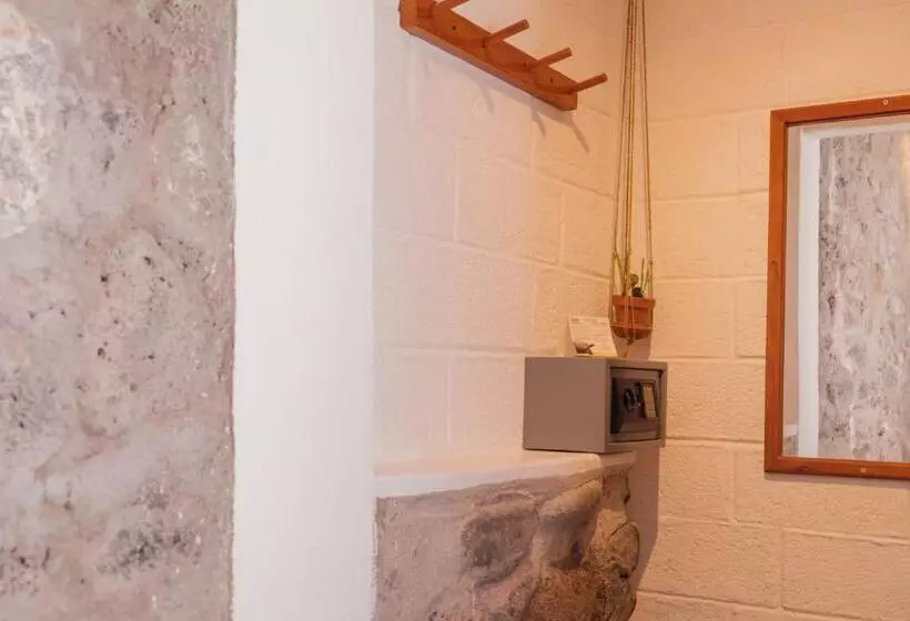 ペンション Hostal Pimampiro