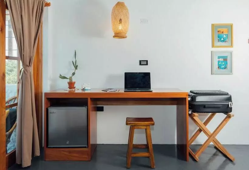 ペンション Hostal Pimampiro