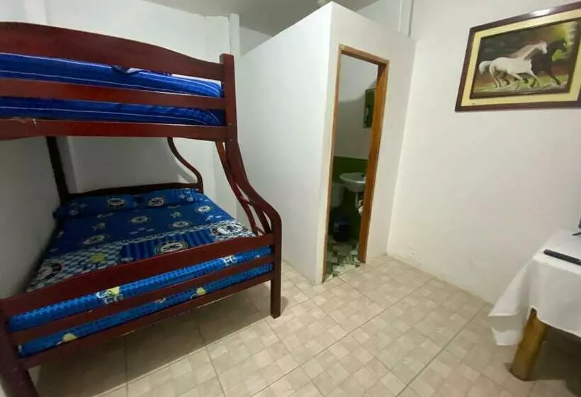 هاستل Ufo Rooms