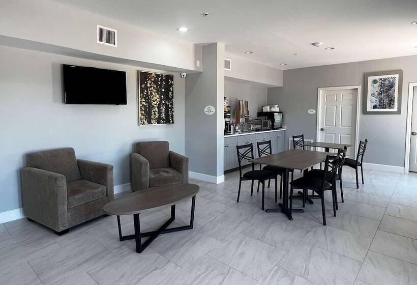 酒店 Baymont By Wyndham Freeport Texas