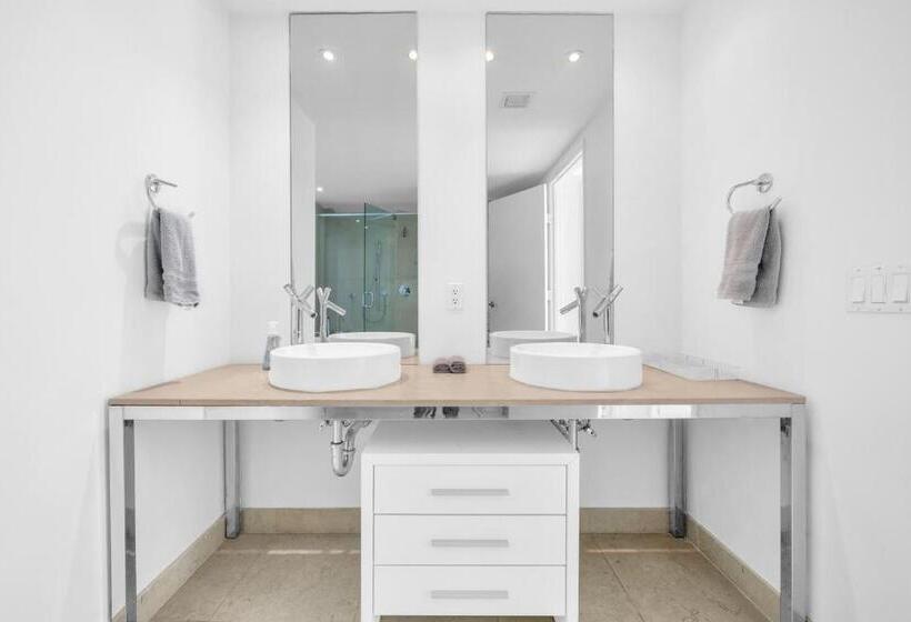 Icon Hotel W Large Suite 2bedroom Bay View