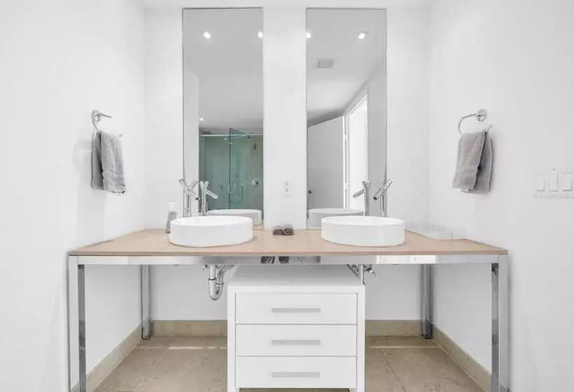 Icon Hotel W Large Suite 2bedroom Bay View