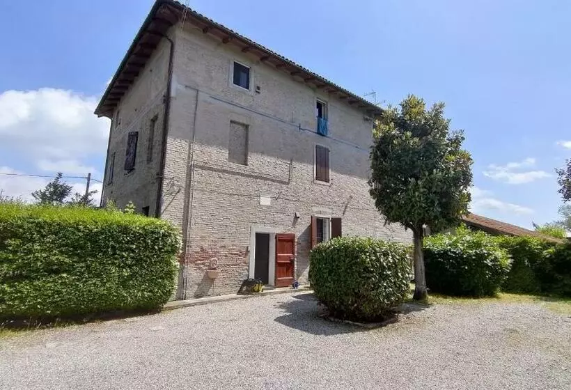 Outlander Cottage   Family B&b