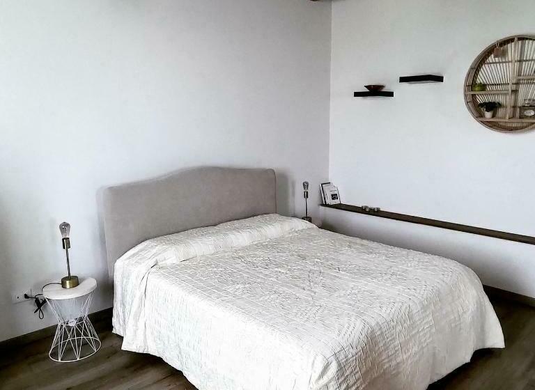 Outlander Cottage   Family B&b