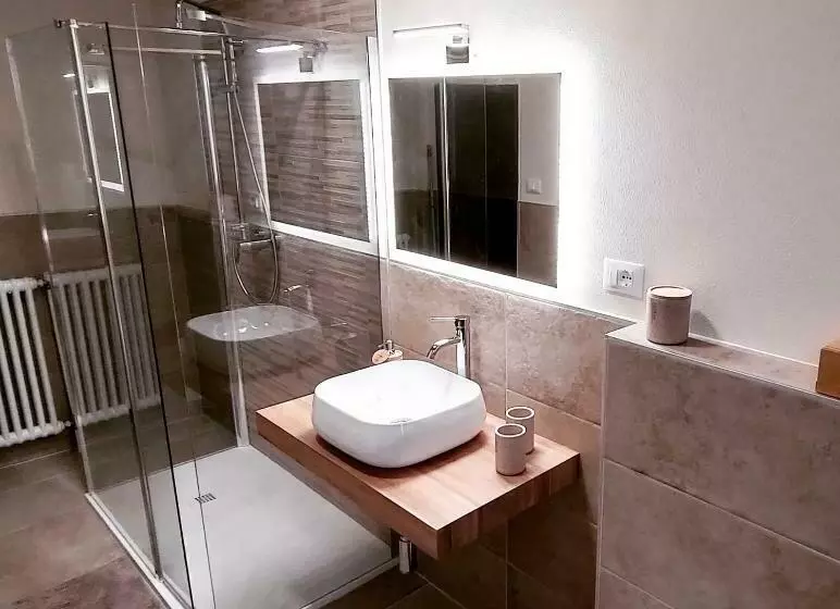 Outlander Cottage   Family B&b