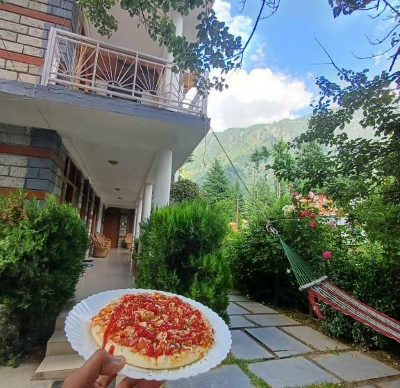 פנסיון Eagle Guesthouse